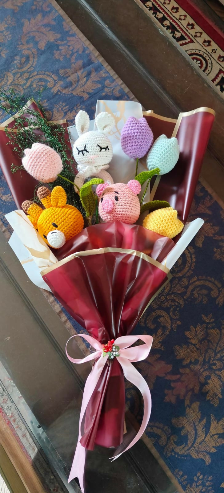 Rattle Bouquet - Cuddly Companions