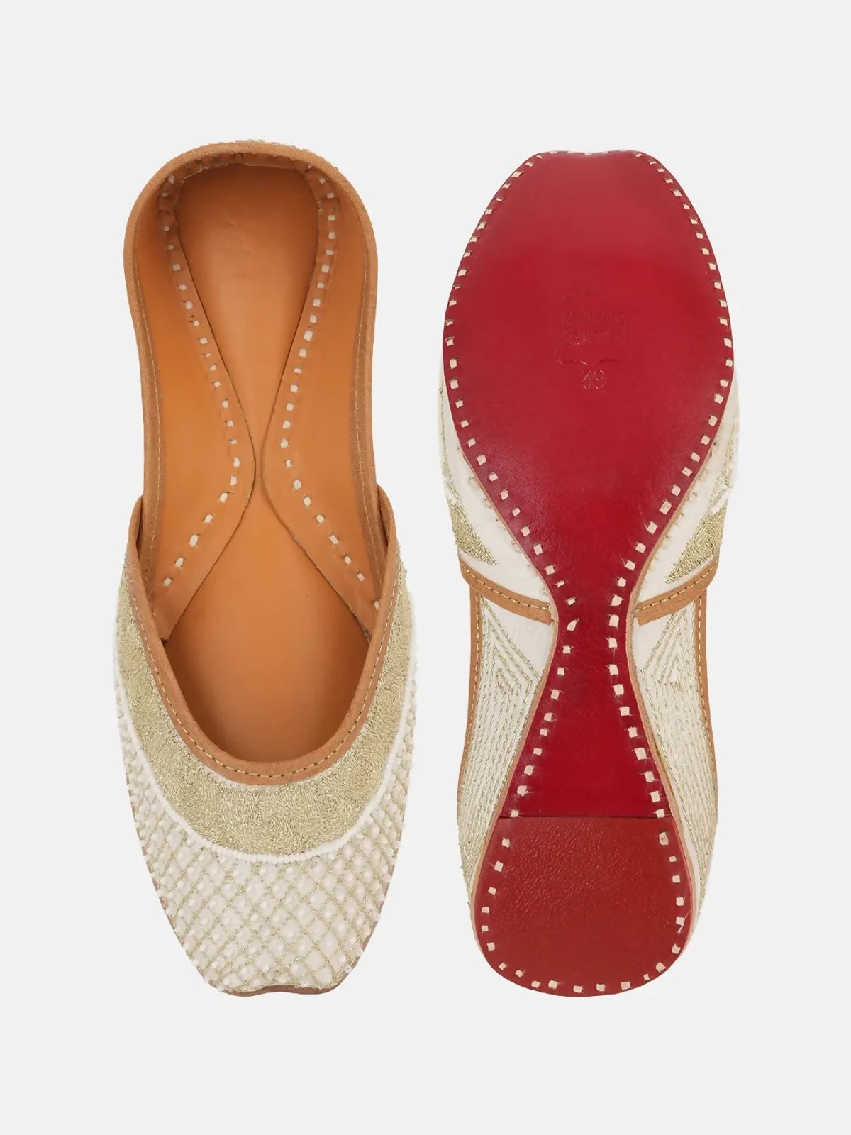 Pearl Royale – Handcrafted Pearl Embellished Jutti