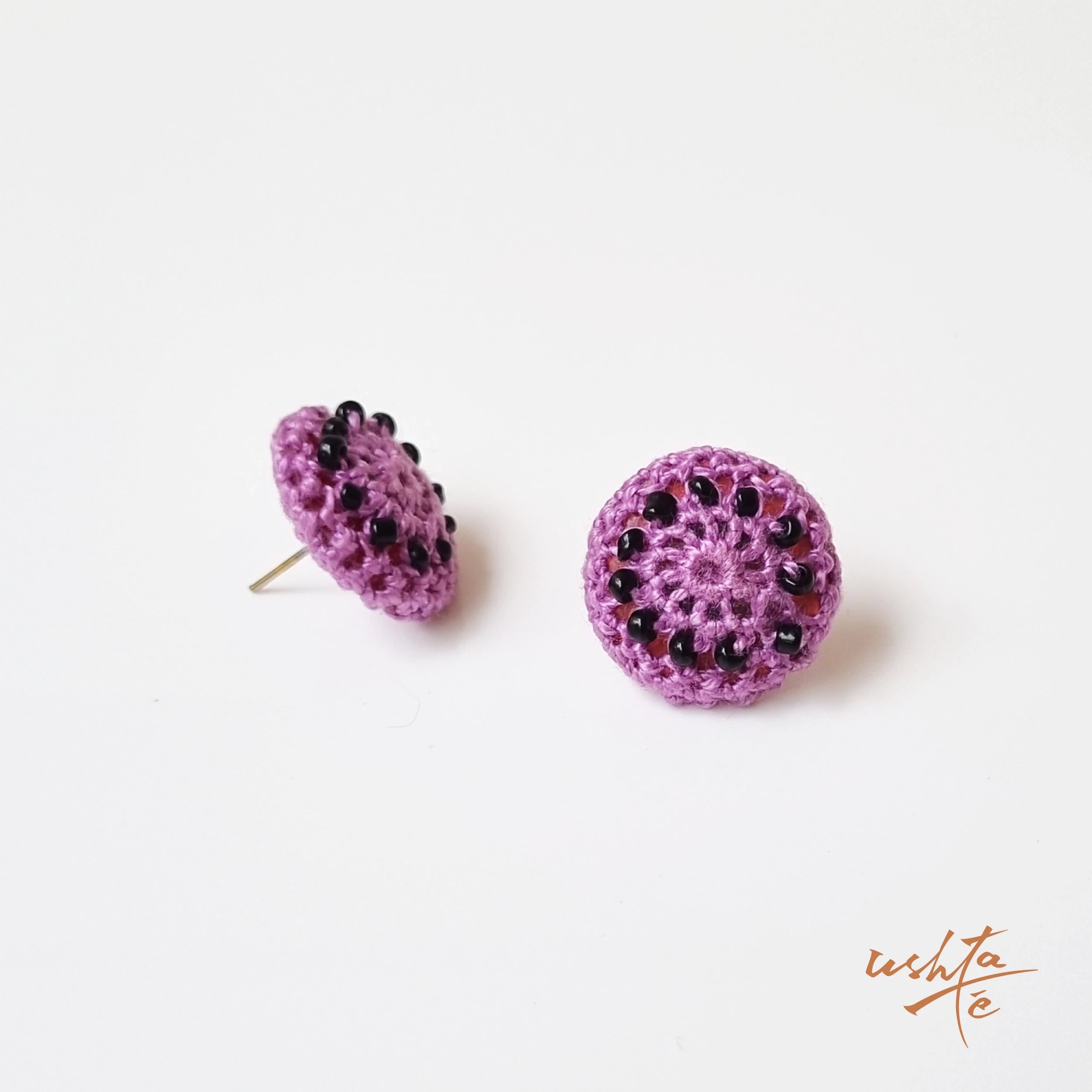 Buttoned-up Grapes
