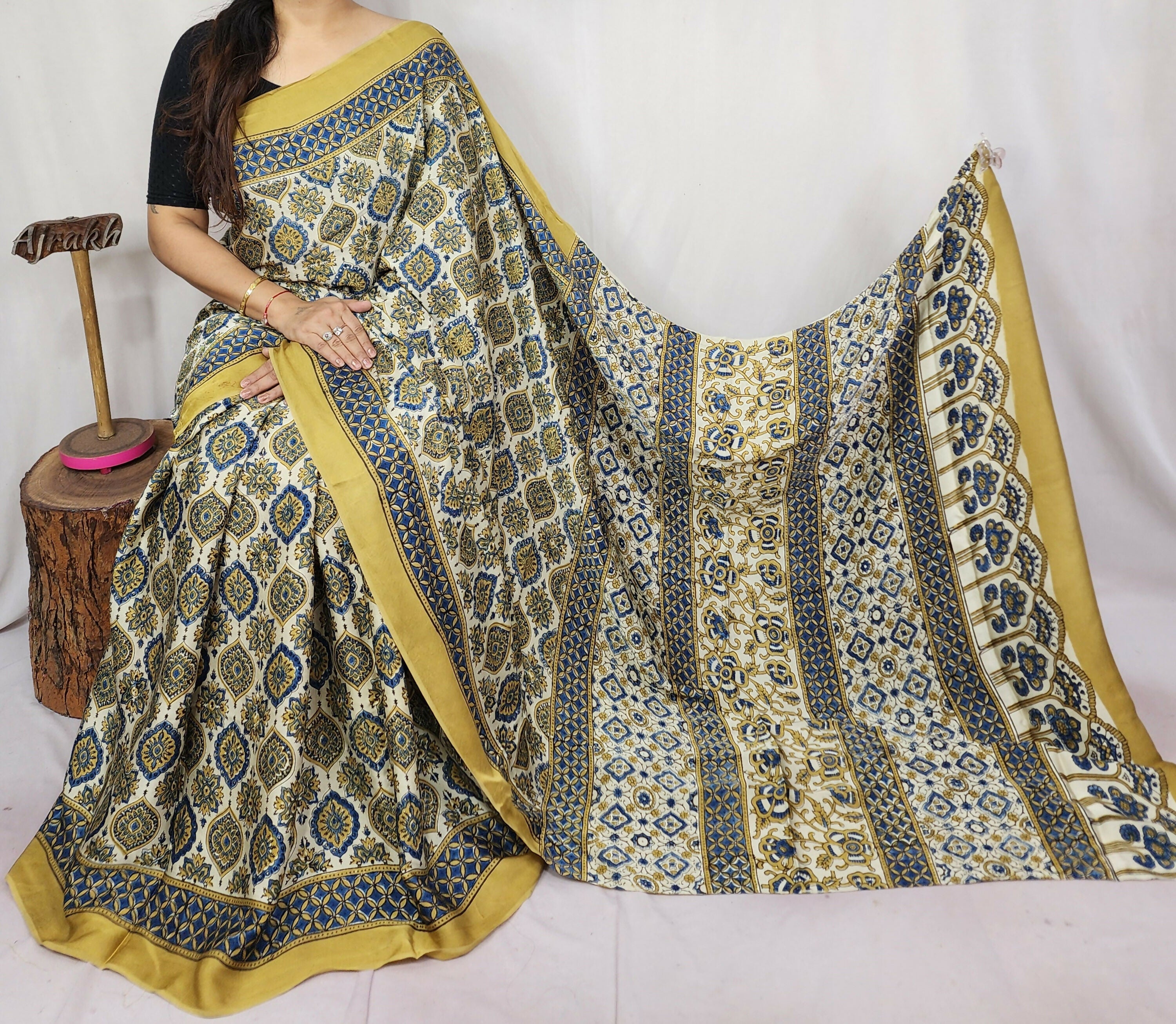 Noor-e-Ajrak
