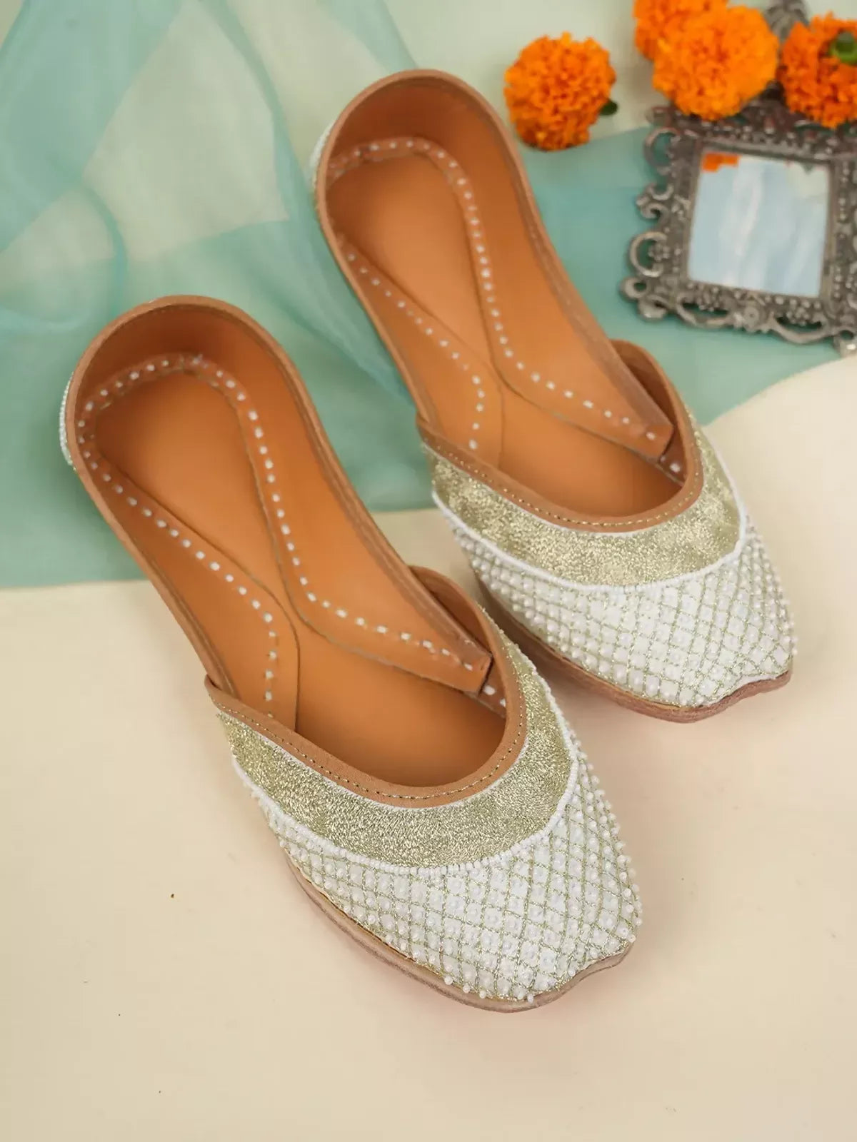 Pearl Royale – Handcrafted Pearl Embellished Jutti