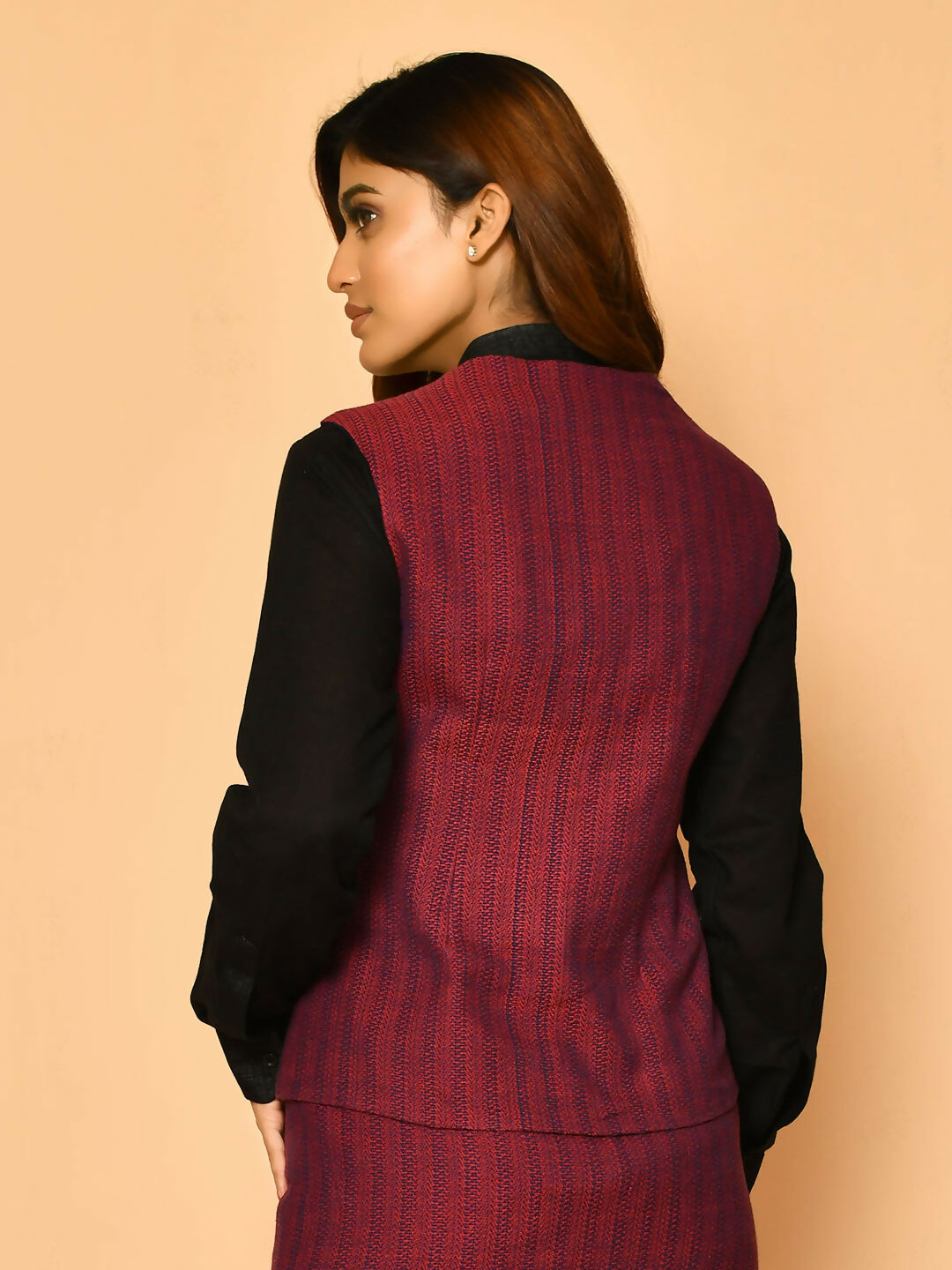 Serena handloom rounded V-neck women's cotton