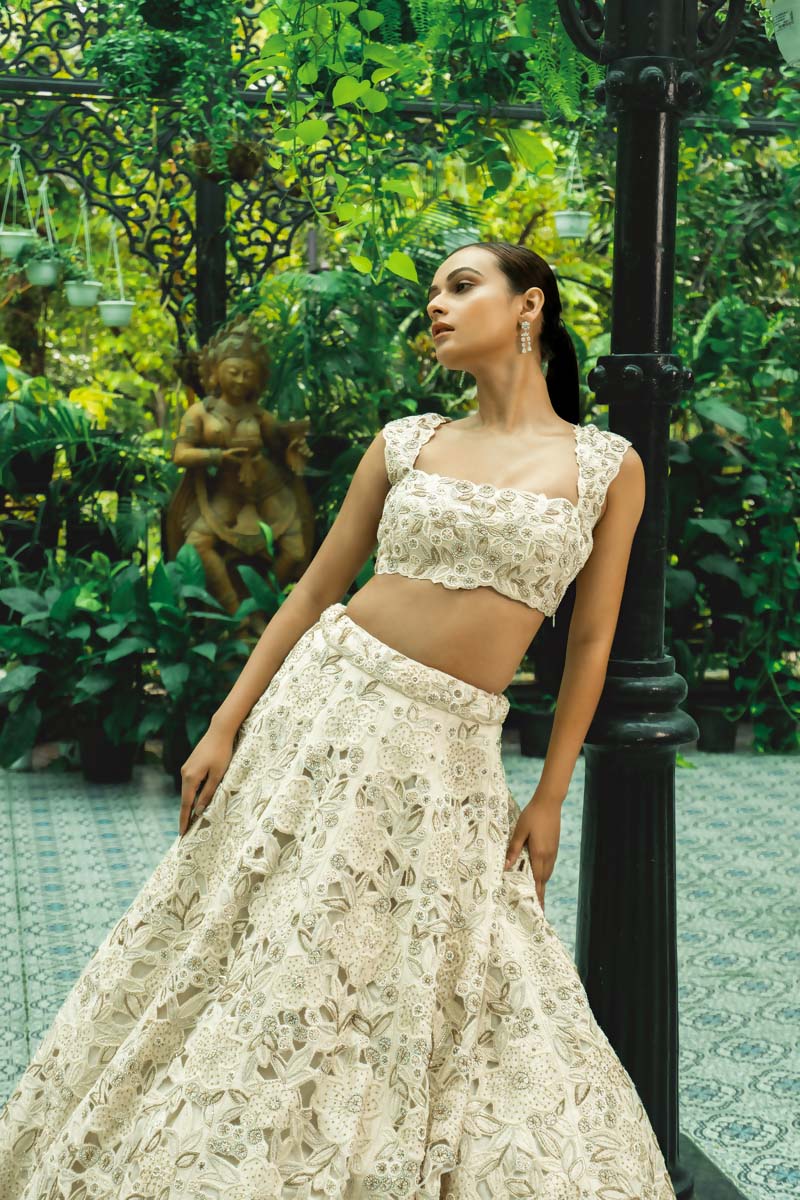 Indo-Western Threaded Grace