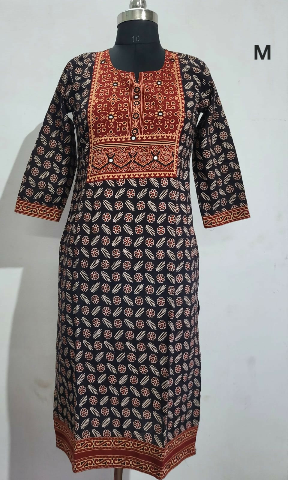 Luxurious Look Kurti