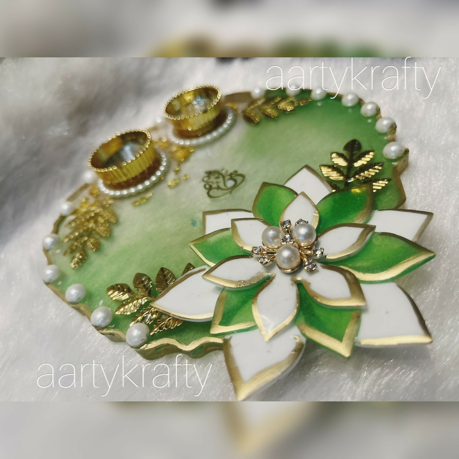 Resin Pooja Thali – Tranquil Gold