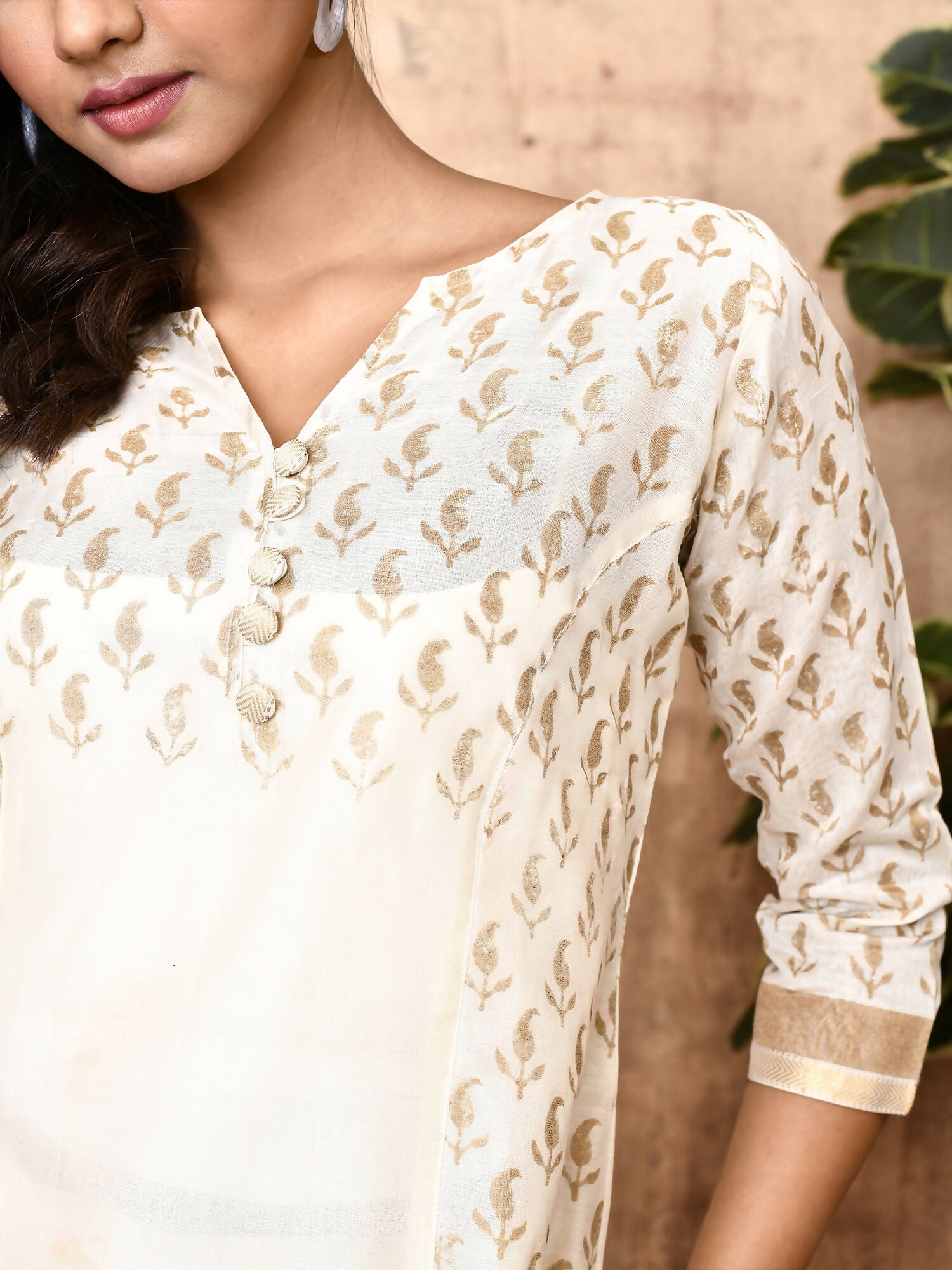 Jenni Off-white Handloom Maheshweri Silk Kurta Set