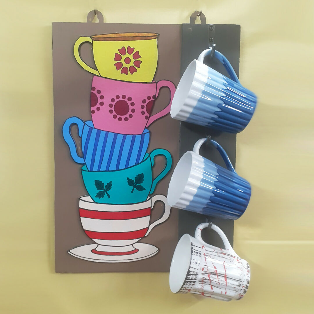 Cup Hanging Three 03