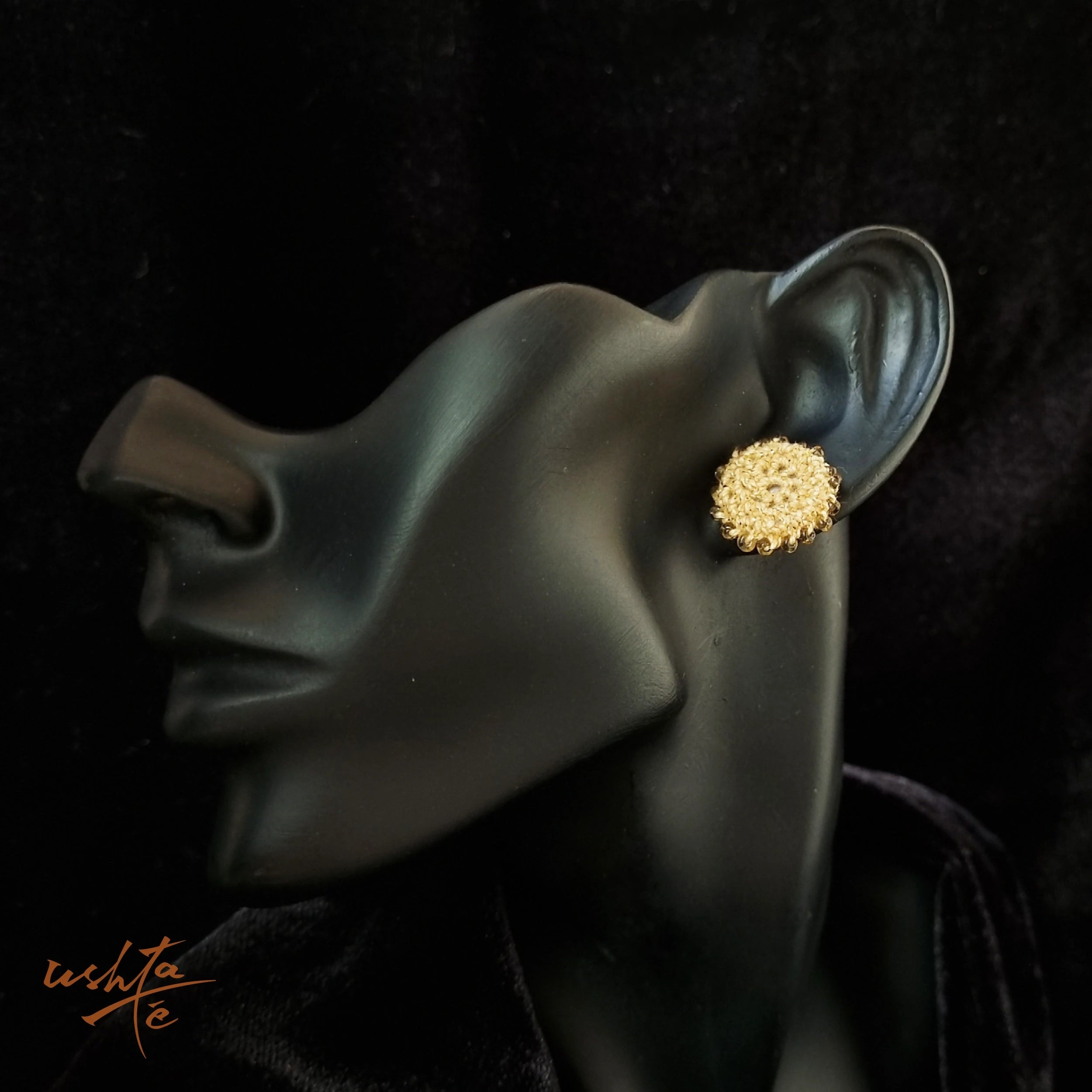 Buttoned-up Gold