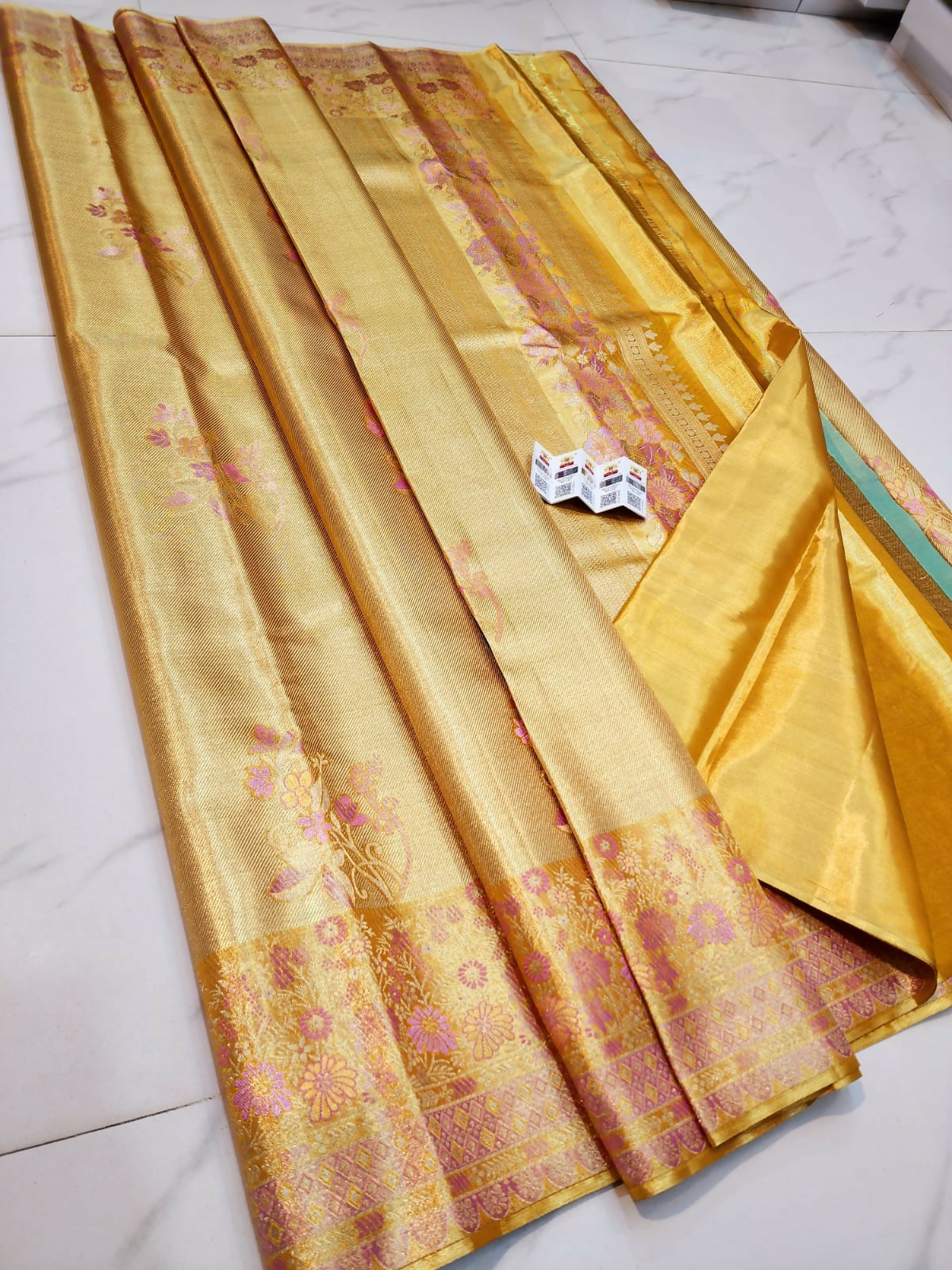 Handloom Zari King
