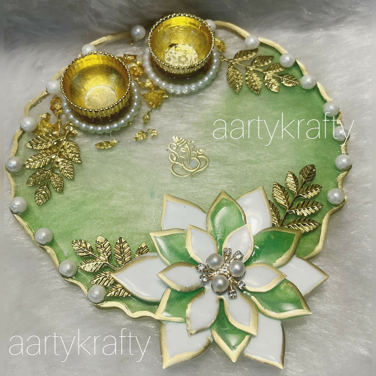 Resin Pooja Thali – Tranquil Gold