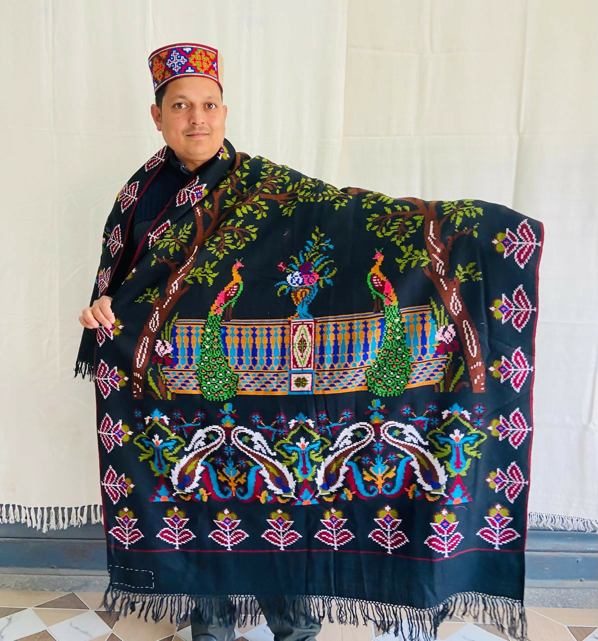 Kullu Shawls-Himalayan Royal Tapestry Shawl
