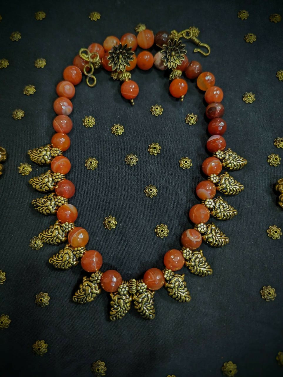 Gradient Brick Red Faceted Onyx Beads Necklace