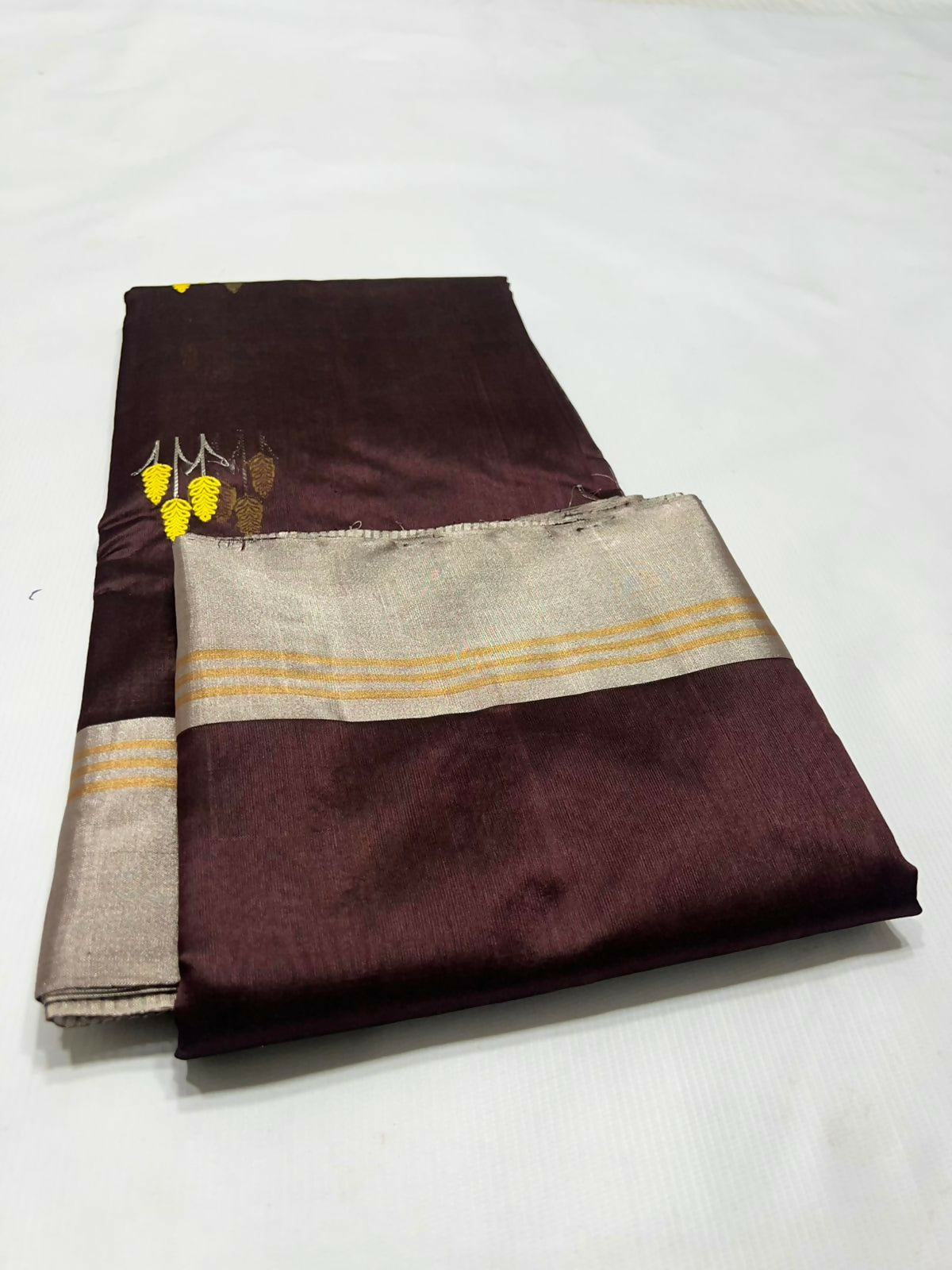 Wine Floral Pattu