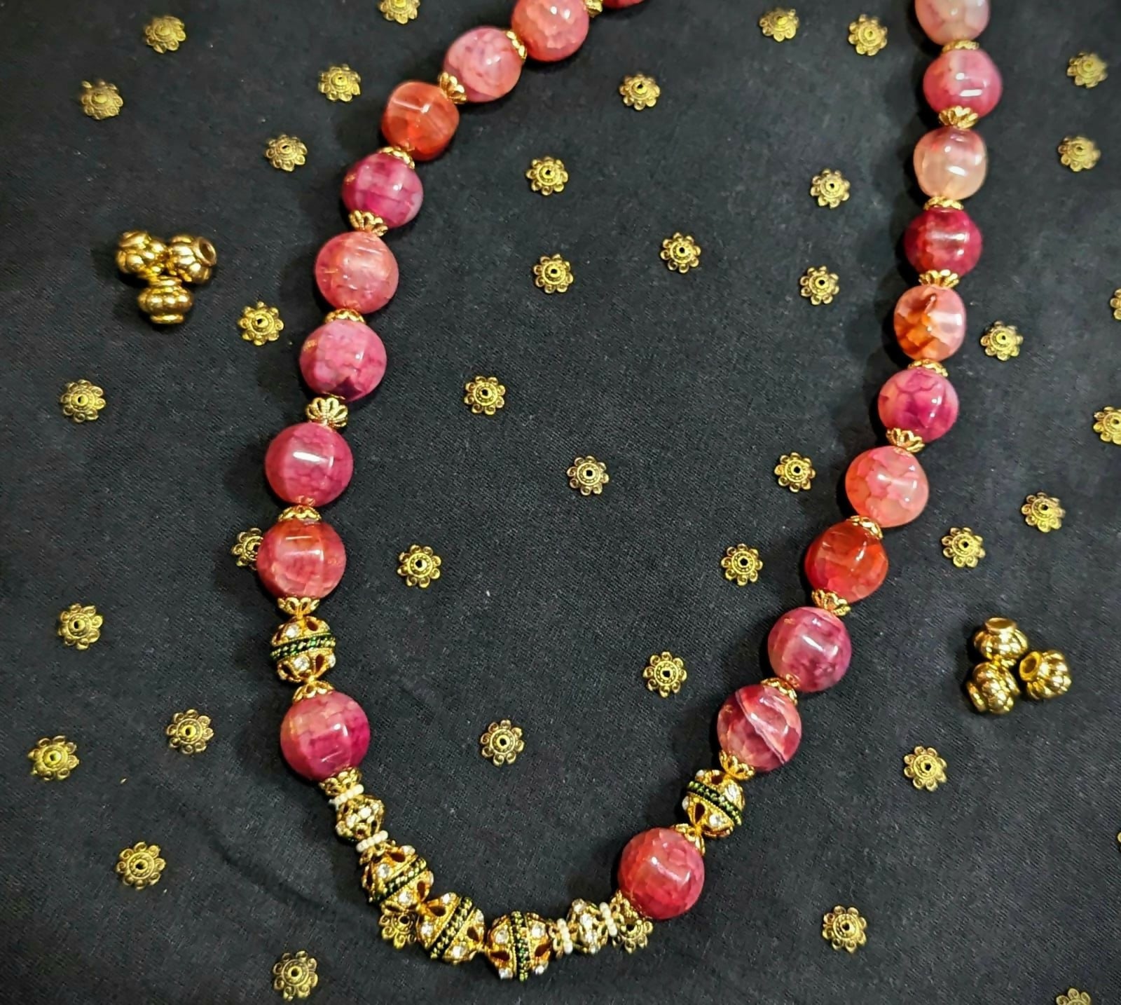 Gradient Rani Pink Jadeite Beads Necklace