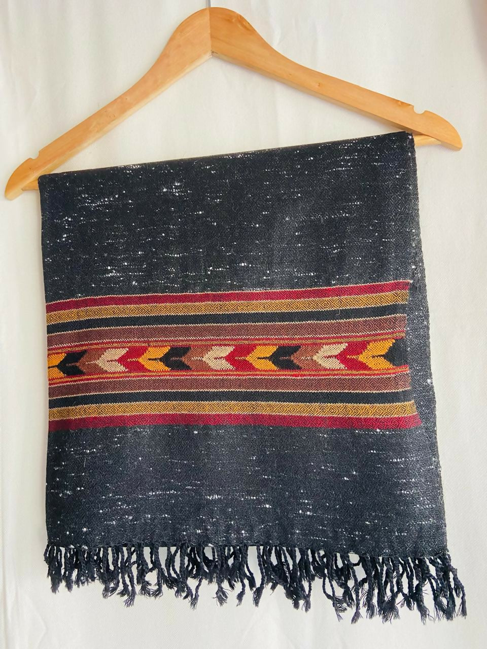 Kullu Shawls- Charcoal Crest Yak Stole